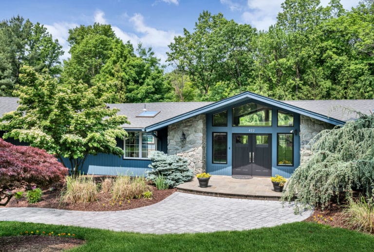 422 Saddle Back Trail Franklin Lakes, NJ 07417 Luxury Ranch Home For Sale