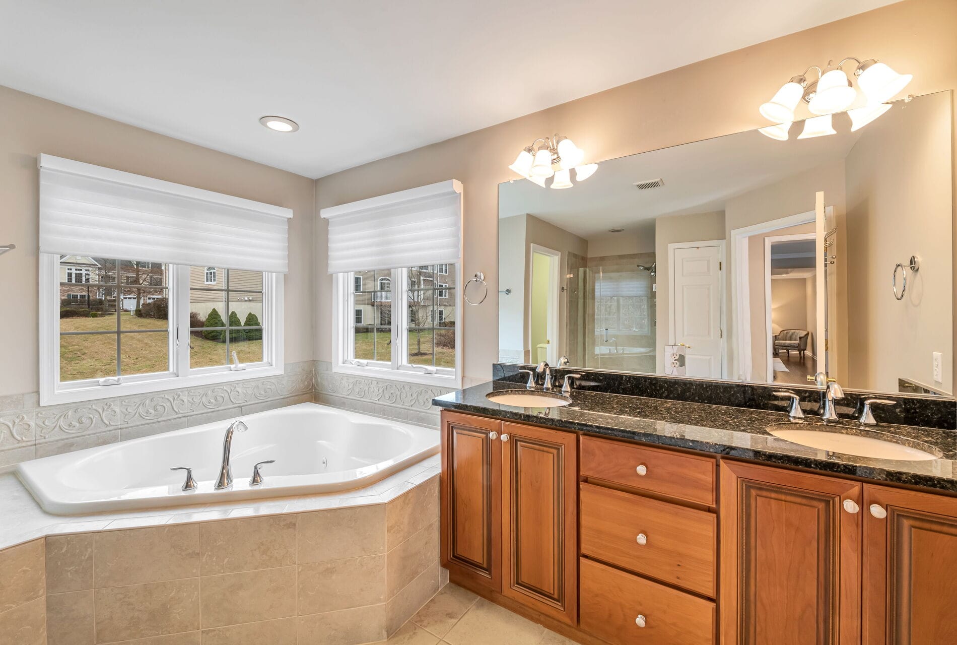 8 Fredericks St Bel Air at West Orange NJ End Unit Delano Model Master Bathroom Hot Tub