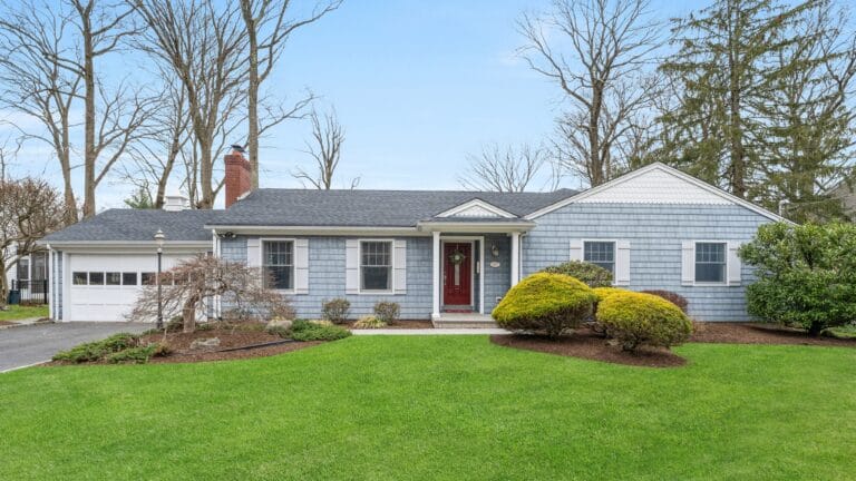 New Listing in Oradell 957 Amaryllis Avenue, Oradell NJ Ranch House For Sale