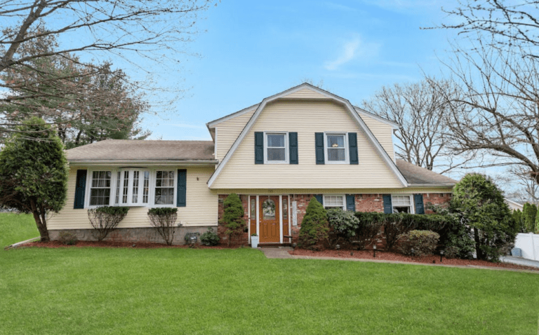 Just Listed House for Sale in Oakland NJ 50 West Sheffield Street