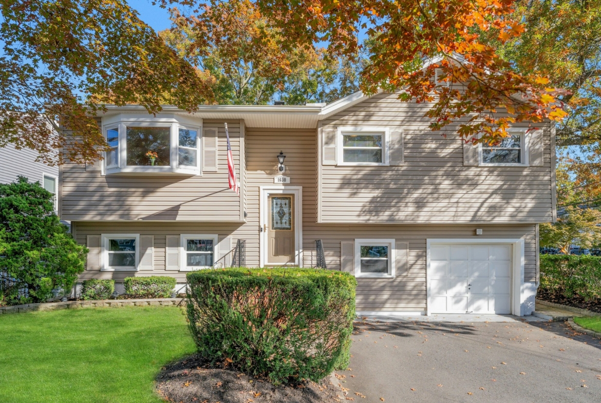 1630 Oakwood Road West Belmar Wall Township