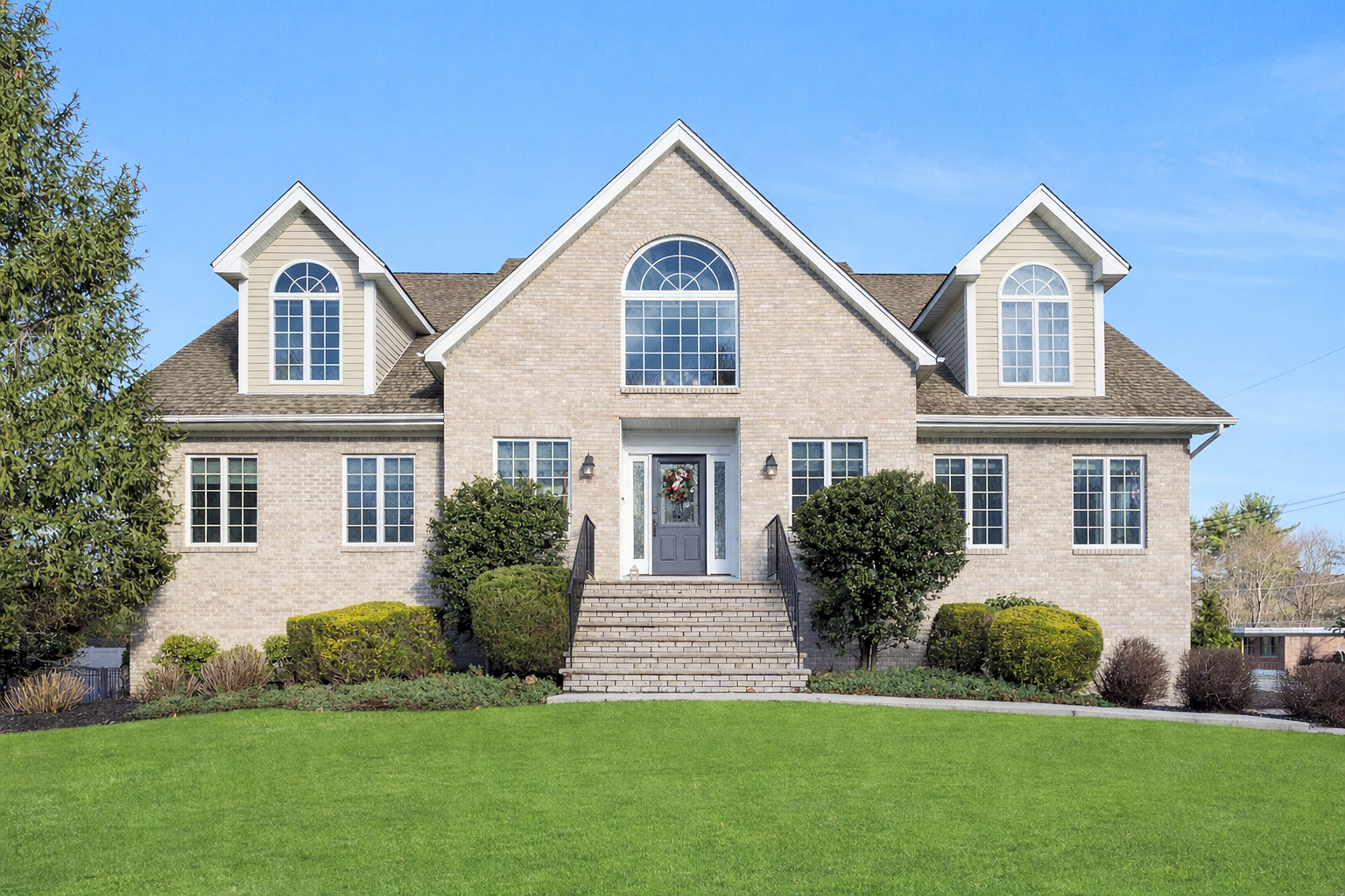 1 Laurel Court Oakland NJ