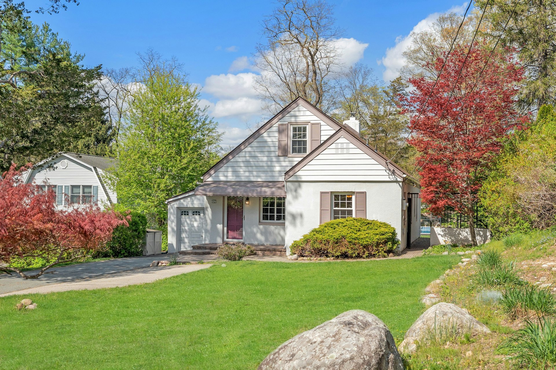 17 Andrew Avenue Oakland NJ