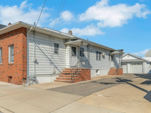 230 Lincoln Place Garfield NJ 07026